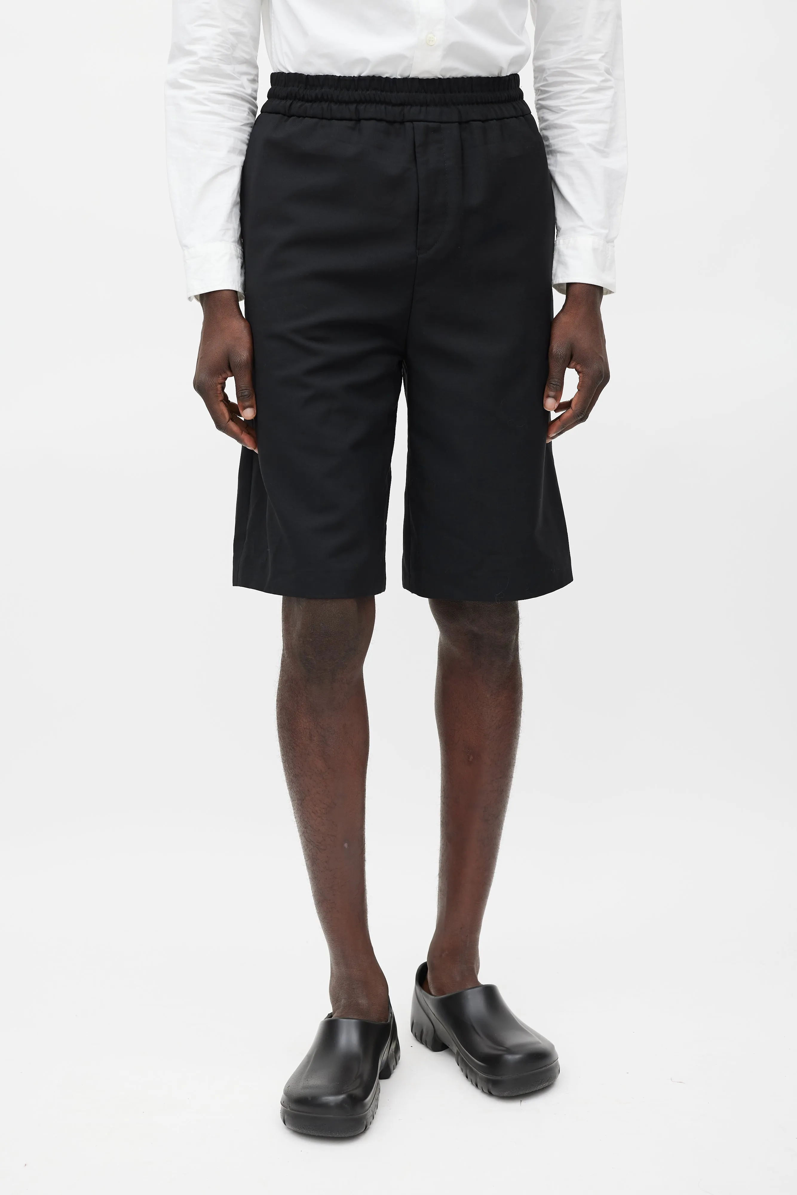 Black Wool Wide Leg Short