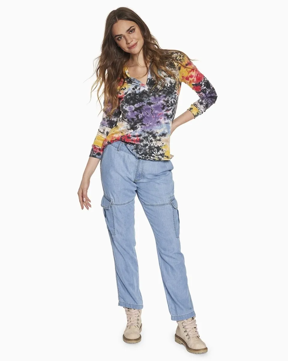 Erin Tie Dye Henley Tee in Diagonal Tie Dye
